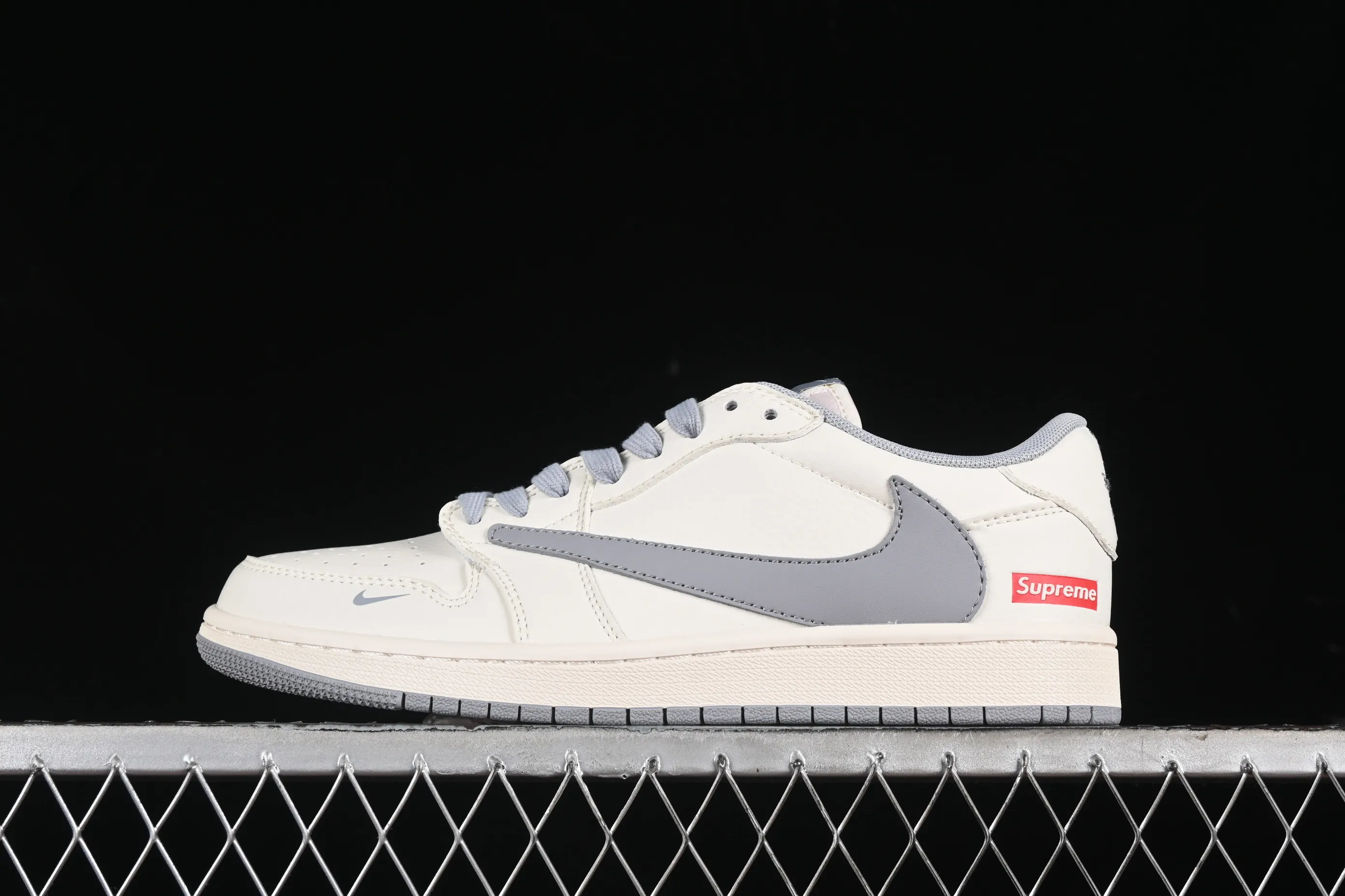 All categories Air Jordan Jordan series basketball shoes Air Jordan 1 Low High-end customized low-top sneakers Travis Scott x Fragment Design x Air Jordan 1 Low OG SP AJ1 Joe 1 Supreme joint-off-white zinc gray low-top cultural casual sneakers XZ1168-003